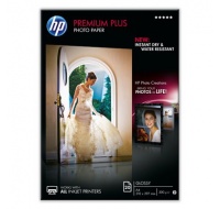 HP Premium Plus Glossy Photo Paper-20 sht/A4/210 x 297 mm, 300 g/m2, CR672A